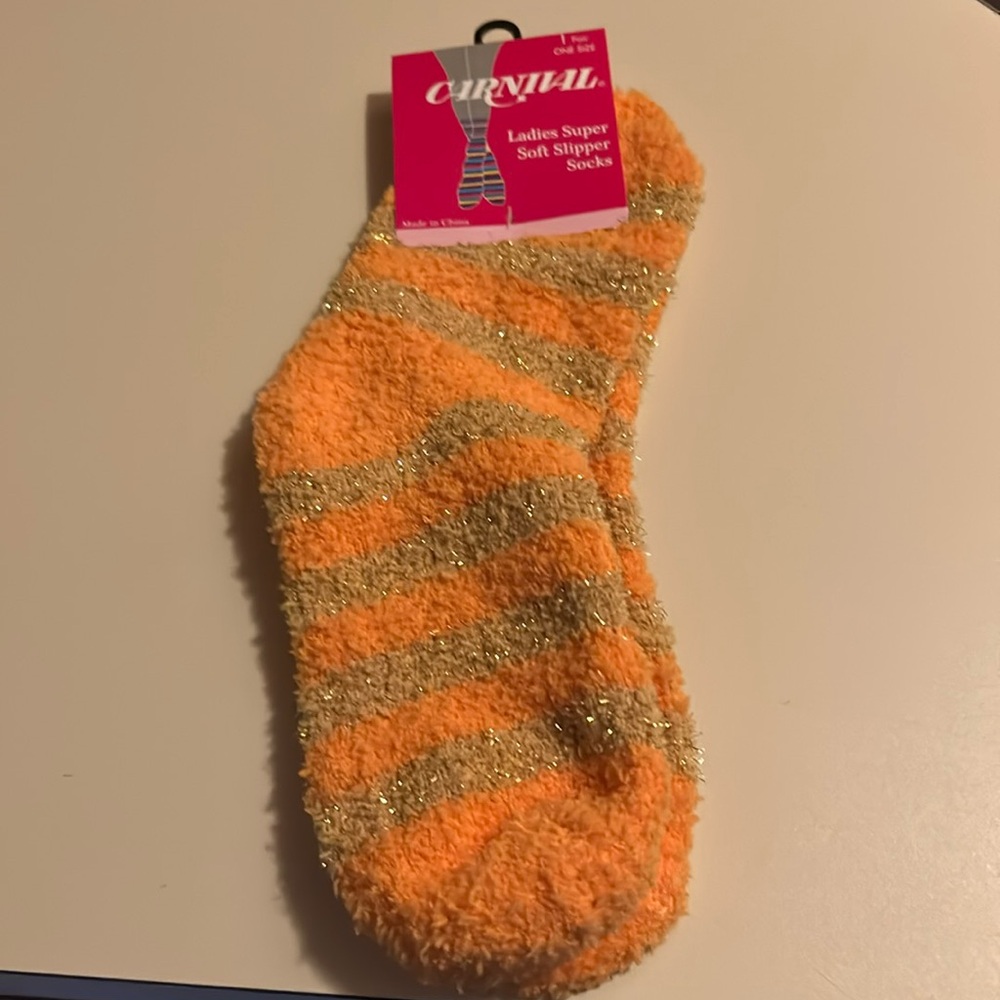 NWT striped fuzzy slipper socks one size